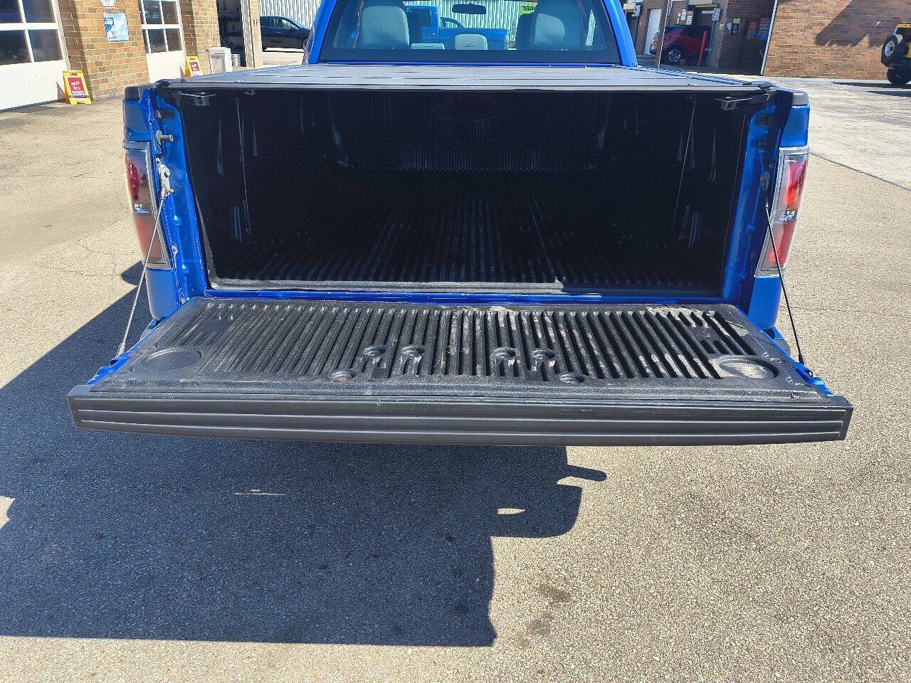 Used 2014 Ford F150 STX w/ Equipment Group 201A Mid AWD/4WD image 9