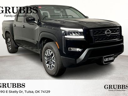 Used 2024 Nissan Frontier SL w/ Technology Package