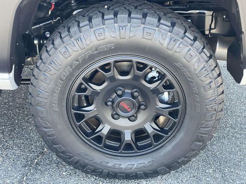 New 2026 Toyota 4Runner TRD Off-Road image 9