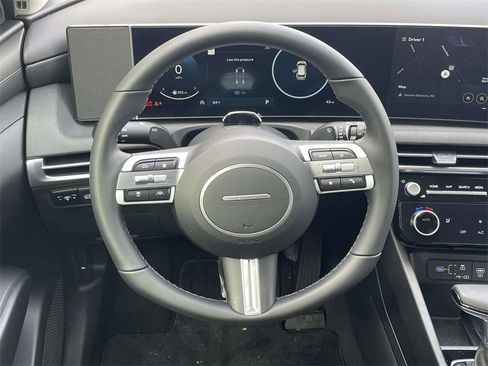 New 2025 Hyundai Tucson SEL image 13