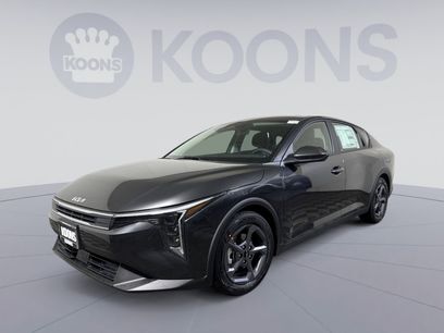 New 2026 Kia K4 LXS