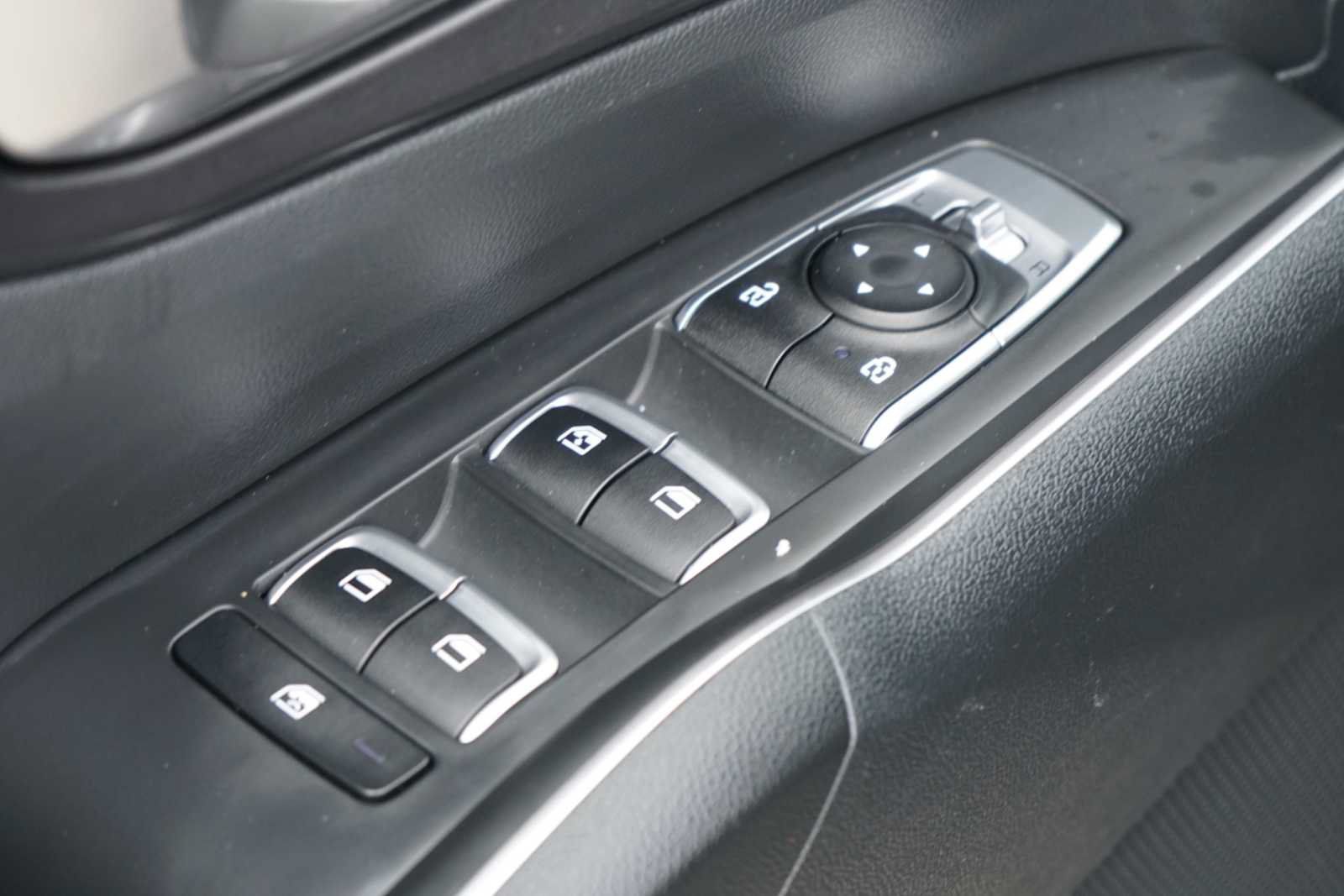 Used 2021 Kia Sorento LX FWD image 16