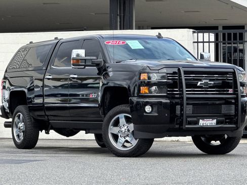 Used 2016 Chevrolet Silverado 2500 LTZ w/ Duramax Plus Package AWD/4WD image 2