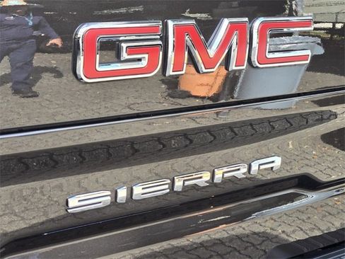 Certified 2021 GMC Sierra 1500 SLT w/ SLT Premium Plus Package image 10
