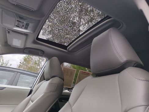 Certified 2022 Toyota RAV4 XLE w/ Convenience Package image 20