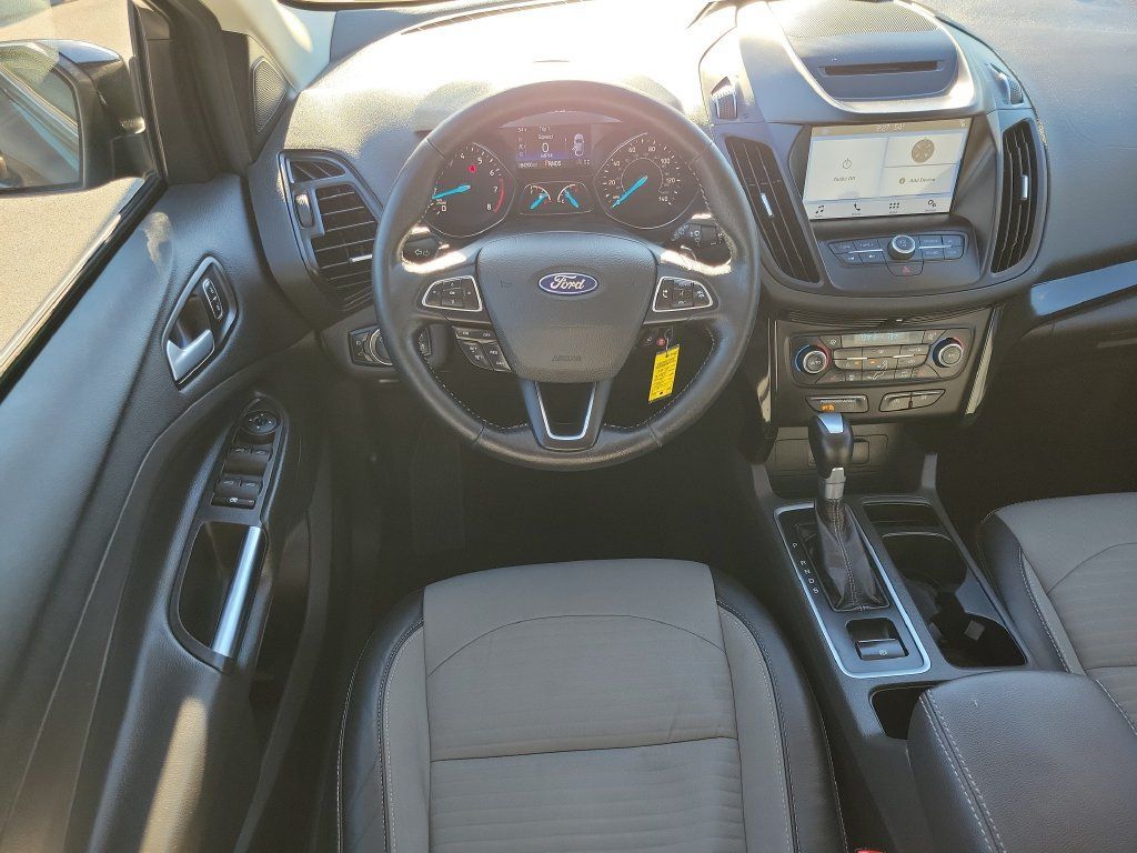Certified 2018 Ford Escape SE w/ SE Sport Appearance Package AWD/4WD image 12