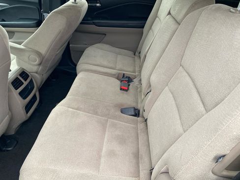 Used 2016 Honda Pilot LX image 14