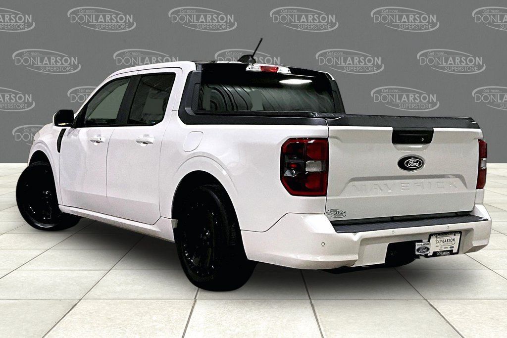 Used 2025 Ford Maverick Lobo AWD/4WD image 5