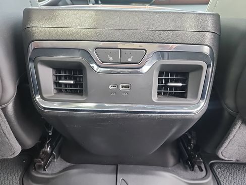 Used 2024 GMC Sierra 1500 Denali Ultimate AWD/4WD image 26