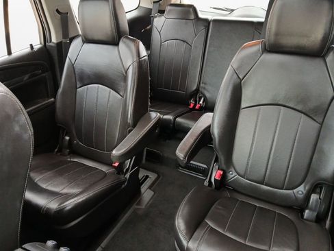 Used 2016 Buick Enclave Leather image 22