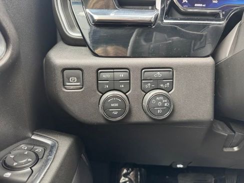 Certified 2024 Chevrolet Silverado 1500 RST w/ Convenience Package II AWD/4WD image 29