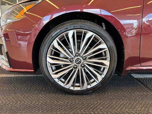 Certified 2023 Nissan Altima 2.5 SL AWD/4WD image 13