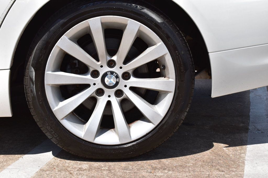 Used 2011 BMW 328i Sedan w/ Premium Pkg RWD image 11