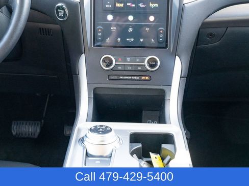 Used 2024 Ford Edge SEL image 32