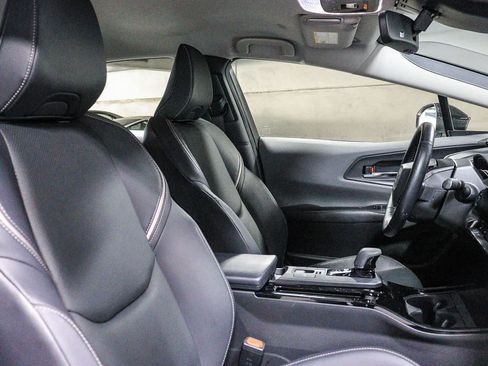 Certified 2023 Toyota Prius XLE FWD image 17