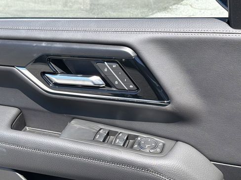 New 2026 GMC Yukon Denali w/ Denali Reserve Package RWD image 15