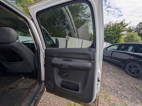 Used 2007 GMC Sierra 2500 SLE w/ SLE1 Preferred Package AWD/4WD image 28