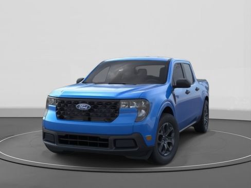 New 2025 Ford Maverick XLT w/ Equipment Group 302A image 2