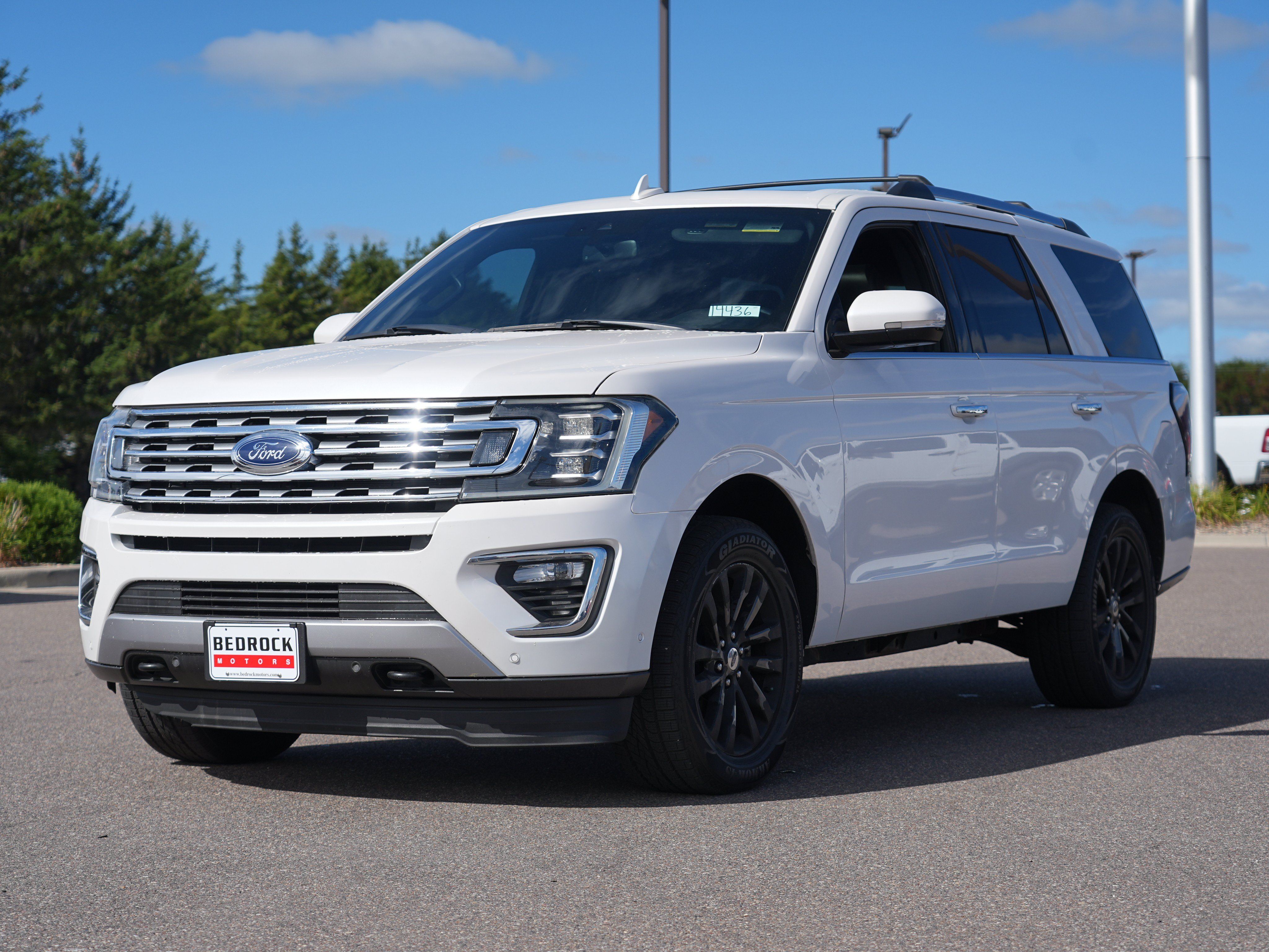 Used 2019 Ford Expedition Limited w/ Equipment Group 301A AWD/4WD image 7