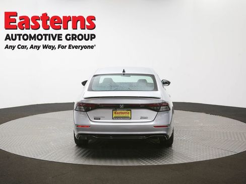 Used 2024 Honda Accord Sport image 38