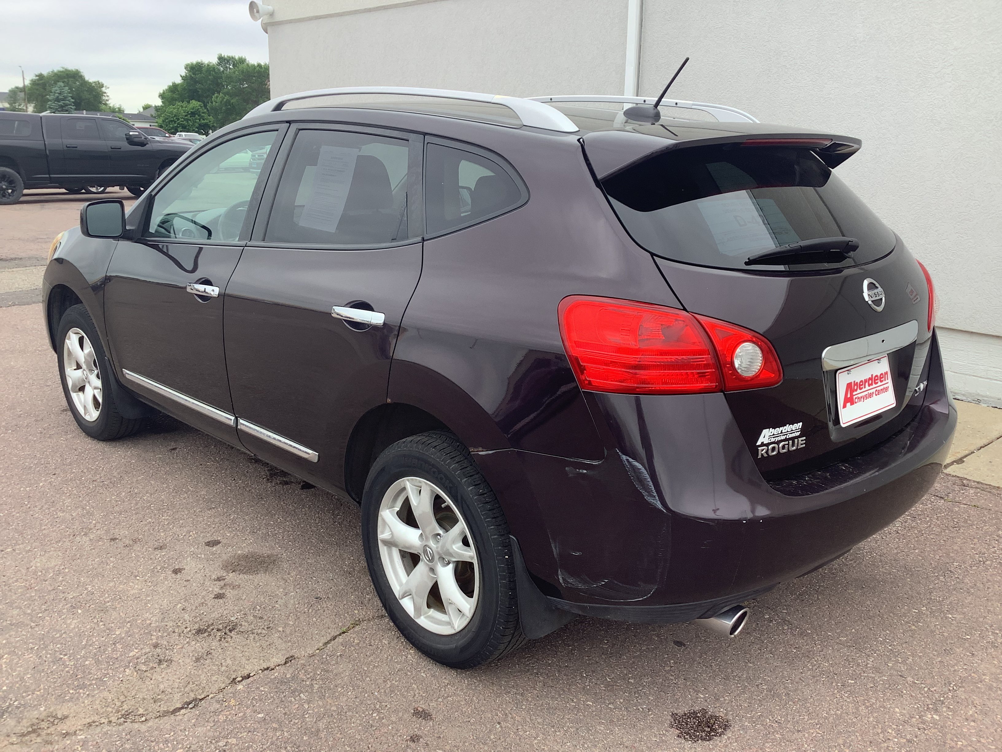 Used 2011 Nissan Rogue SV w/ Premium Pkg AWD/4WD image 6