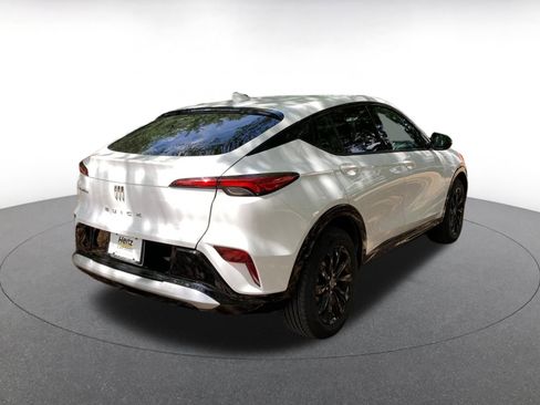 Used 2025 Buick Envista Sport Touring image 7