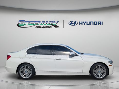 Used 2014 BMW 328i xDrive Sedan AWD/4WD image 9