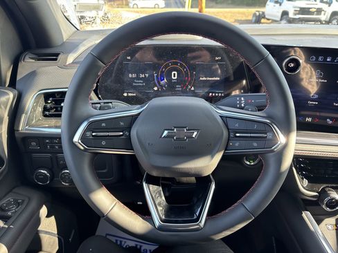 New 2026 Chevrolet Suburban RST image 17