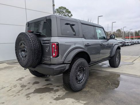 New 2025 Ford Bronco Badlands image 4