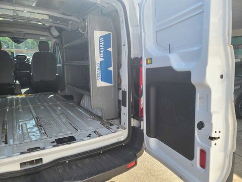 Used 2017 Ford Transit 250 130 Low Roof image 21