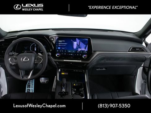 New 2026 Lexus TX 500h AWD image 8