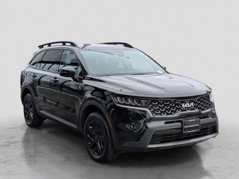 Used 2023 Kia Sorento S AWD/4WD image 4