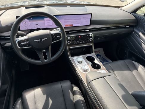 Used 2025 Genesis GV80 2.5T Prestige image 21