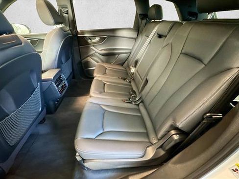 New 2026 Audi Q7 3.0T Premium Plus AWD/4WD image 22