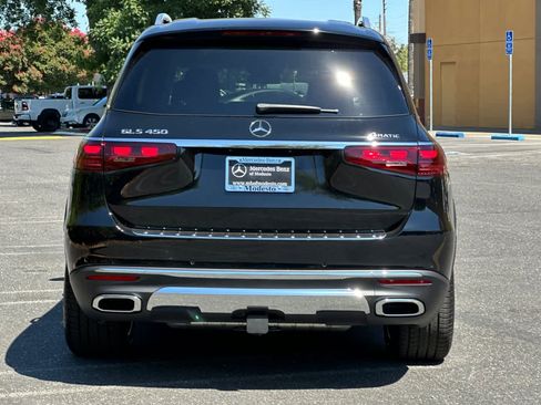 New 2025 Mercedes-Benz GLS 450 4MATIC image 4