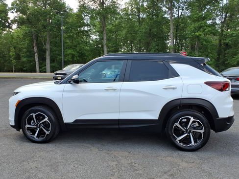 Certified 2023 Chevrolet TrailBlazer RS w/ Convenience Package FWD image 4