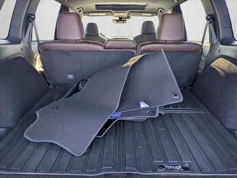 Certified 2025 Honda Passport EX-L image 6