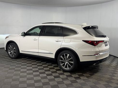 Used 2025 Acura MDX FWD w/ Technology Package image 10