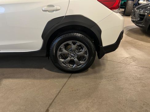 Used 2021 Subaru Crosstrek 2.5i Sport w/ Moonroof Package AWD/4WD image 41