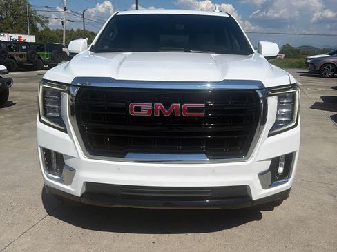 Used 2022 GMC Yukon SLE AWD/4WD image 3