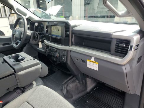 New 2026 Ford F250 XL w/ XL Chrome Package image 21