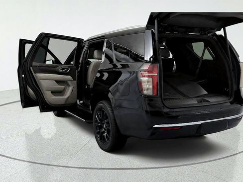 Used 2023 Chevrolet Tahoe LT w/ Luxury Package AWD/4WD image 11