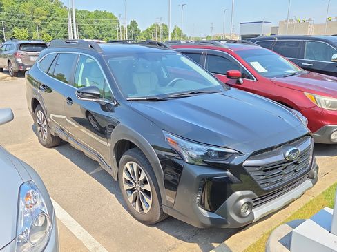 Used 2024 Subaru Outback Limited AWD/4WD image 2