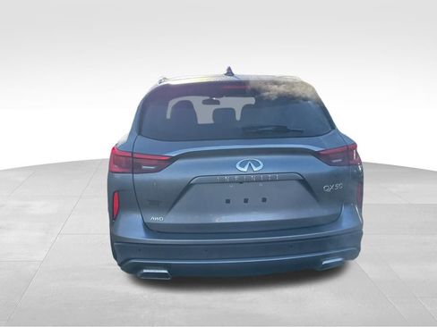 Used 2021 INFINITI QX50 Luxe w/ Appearance Package image 7
