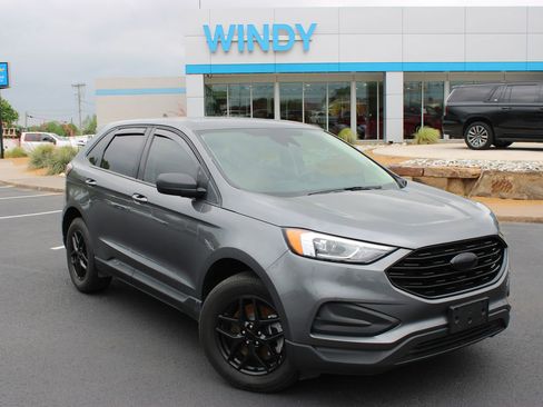 Used 2022 Ford Edge SE AWD/4WD image 2
