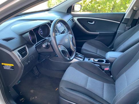 Used 2014 Hyundai Elantra GT FWD image 22
