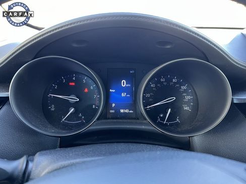 Used 2018 Toyota C-HR XLE image 11