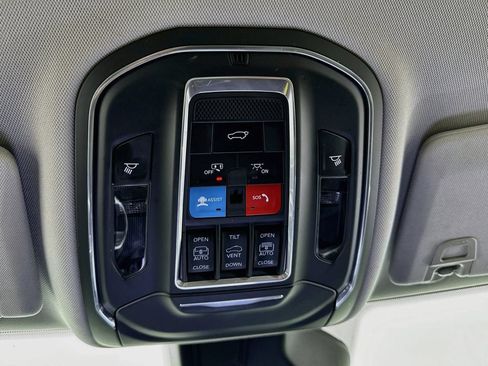 Used 2023 Jeep Grand Cherokee 30th Anniversary AWD/4WD image 13