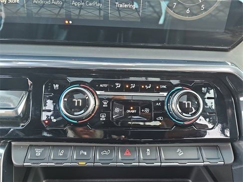 Certified 2024 GMC Sierra 3500 Denali Ultimate image 19