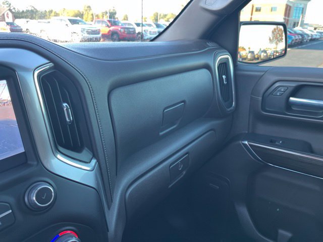 Used 2022 Chevrolet Silverado 1500 RST w/ Convenience Package II AWD/4WD image 31
